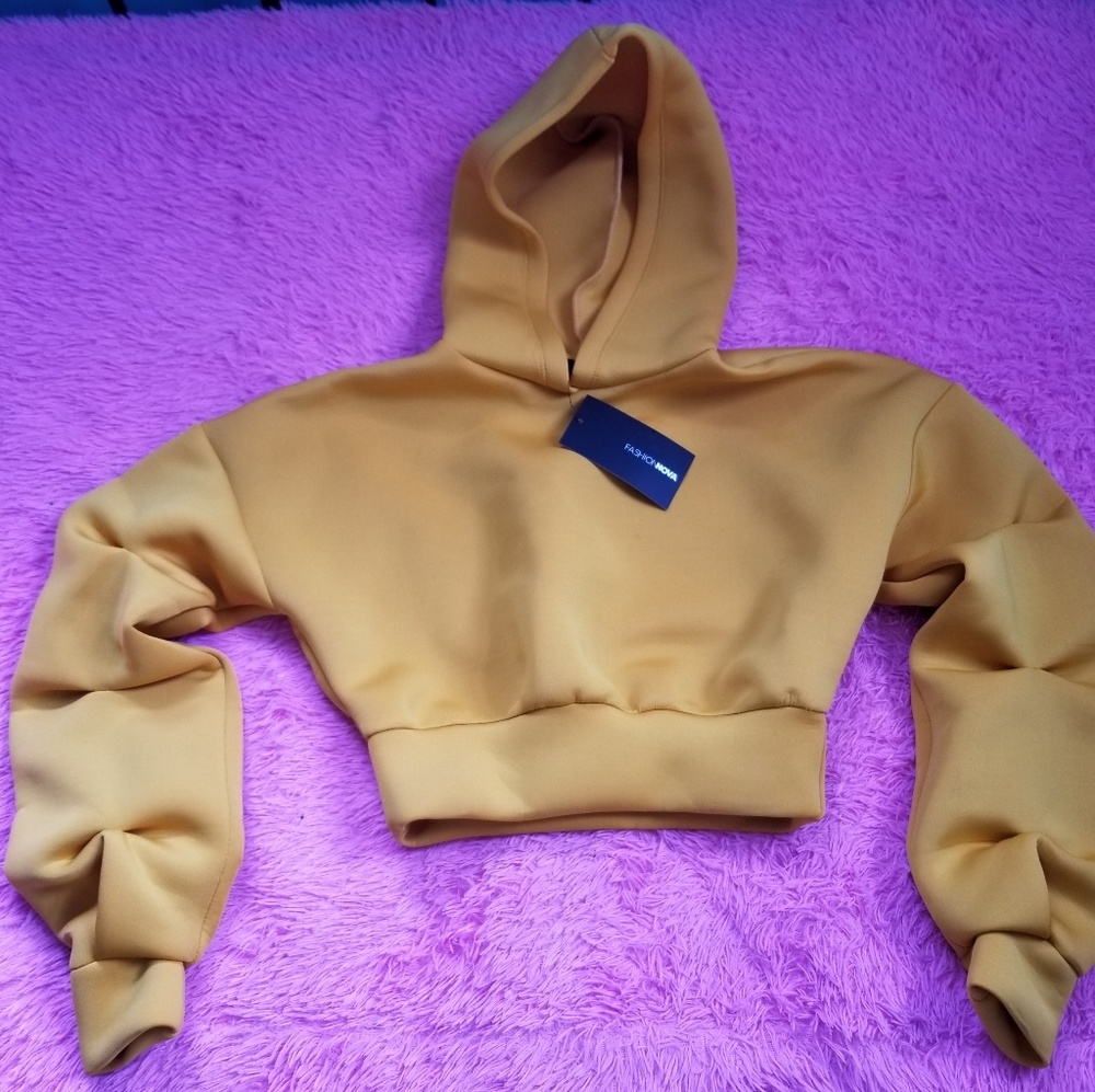Crop Hoodie 💛